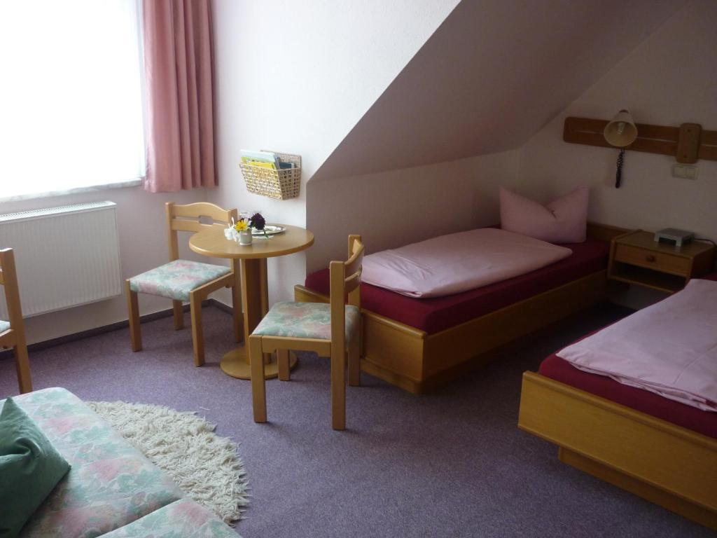 Hotel Burghof Schwarzatal Quarto foto